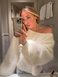 Swobodny Sweter Off-Shoulder TM