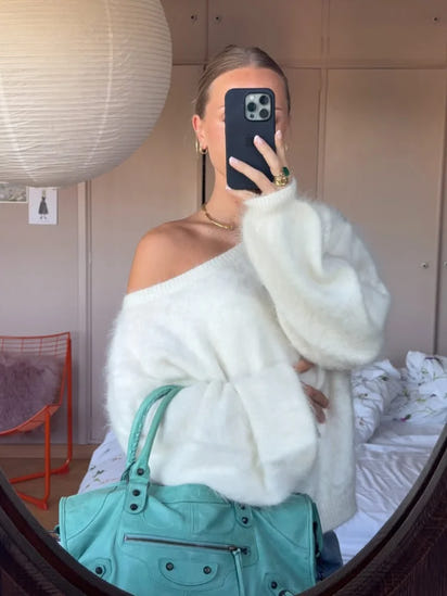 Swobodny Sweter Off-Shoulder TM